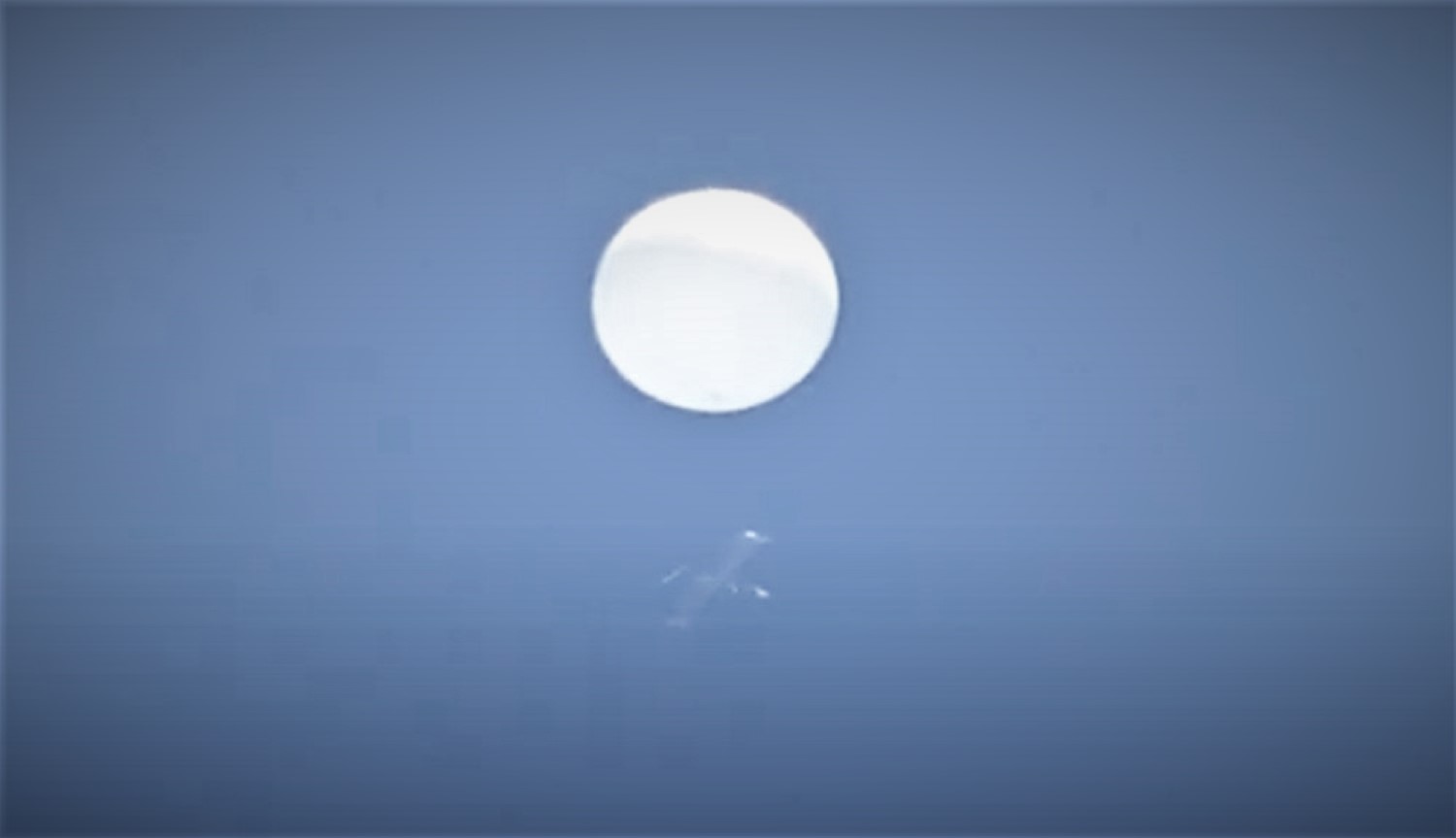 2020 : un OVNI filmé dans le ciel japonais intriguent les scientifiques qui n'ont aucune explication