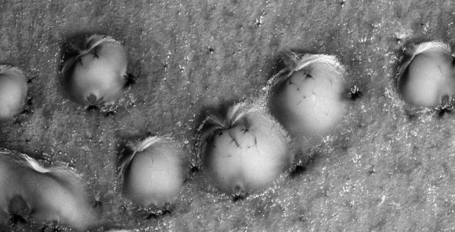Anomalies sur Mars
