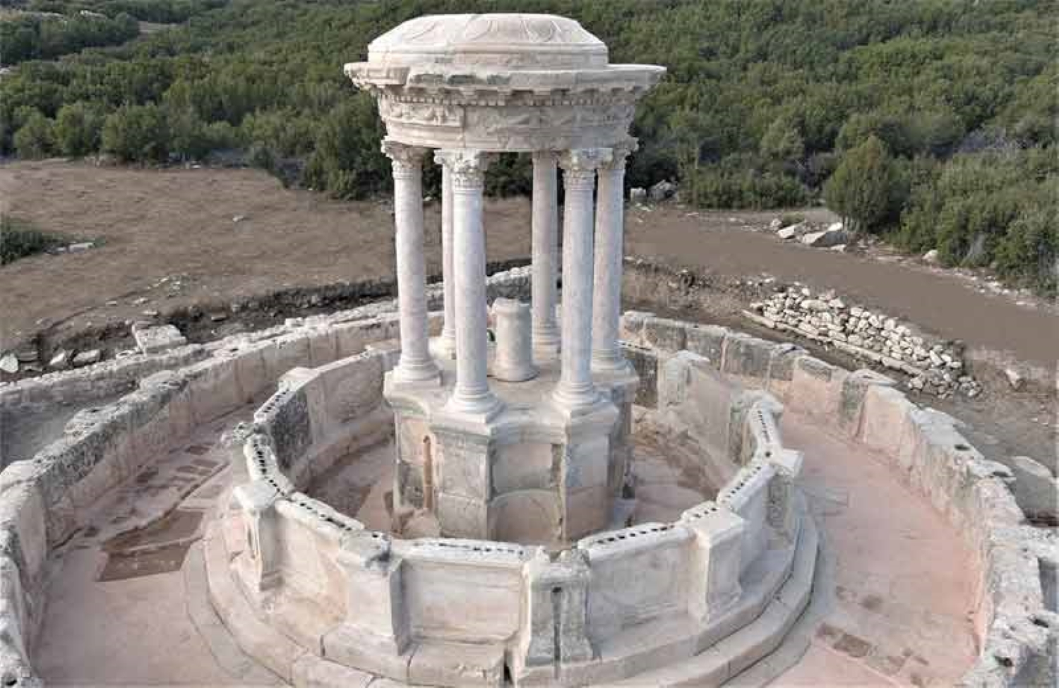 Après 1 300 ans l’eau coule à nouveau dans une fontaine en Turquie
