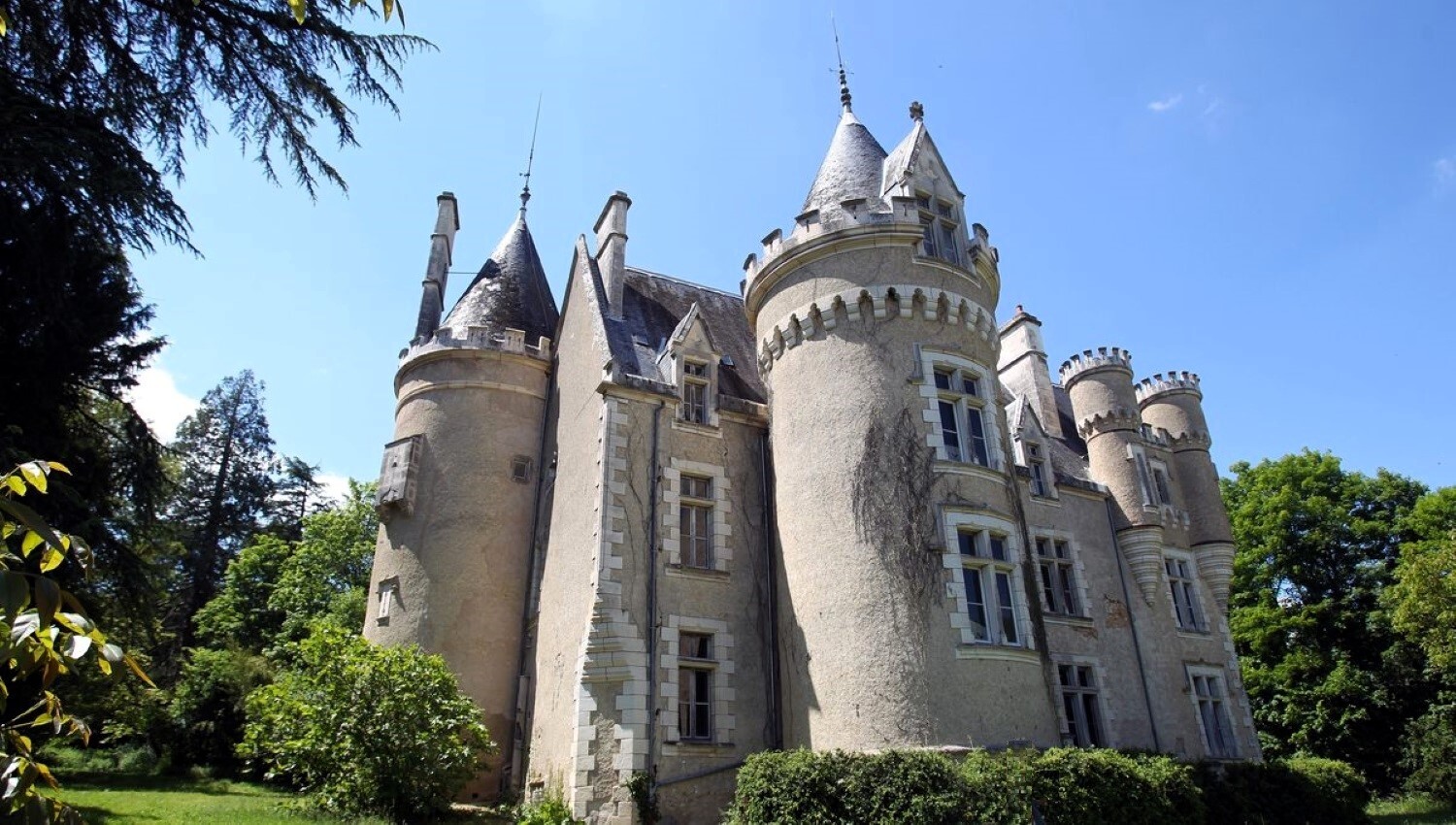 Château de Fougeret : nous voulons des preuves vérifiables !