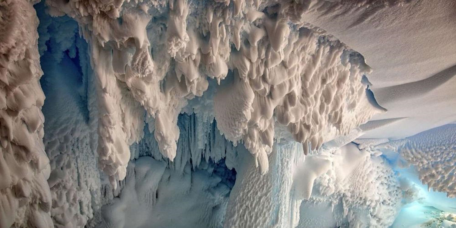De mystérieuses traces ADN découvertes dans des grottes de glace en Antarctique