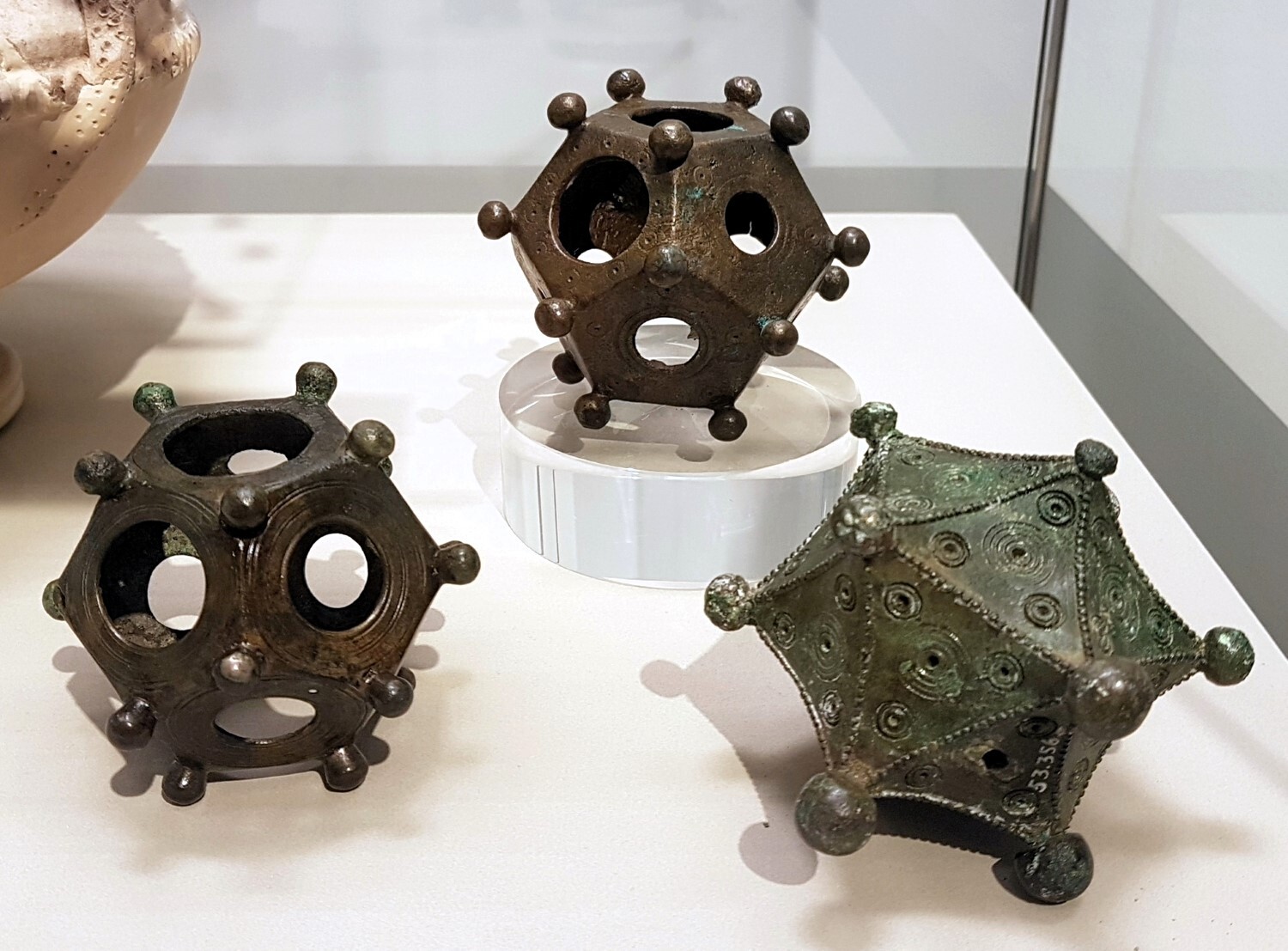 Depuis 300 ans de mystérieux objets à douze faces sont découverts
