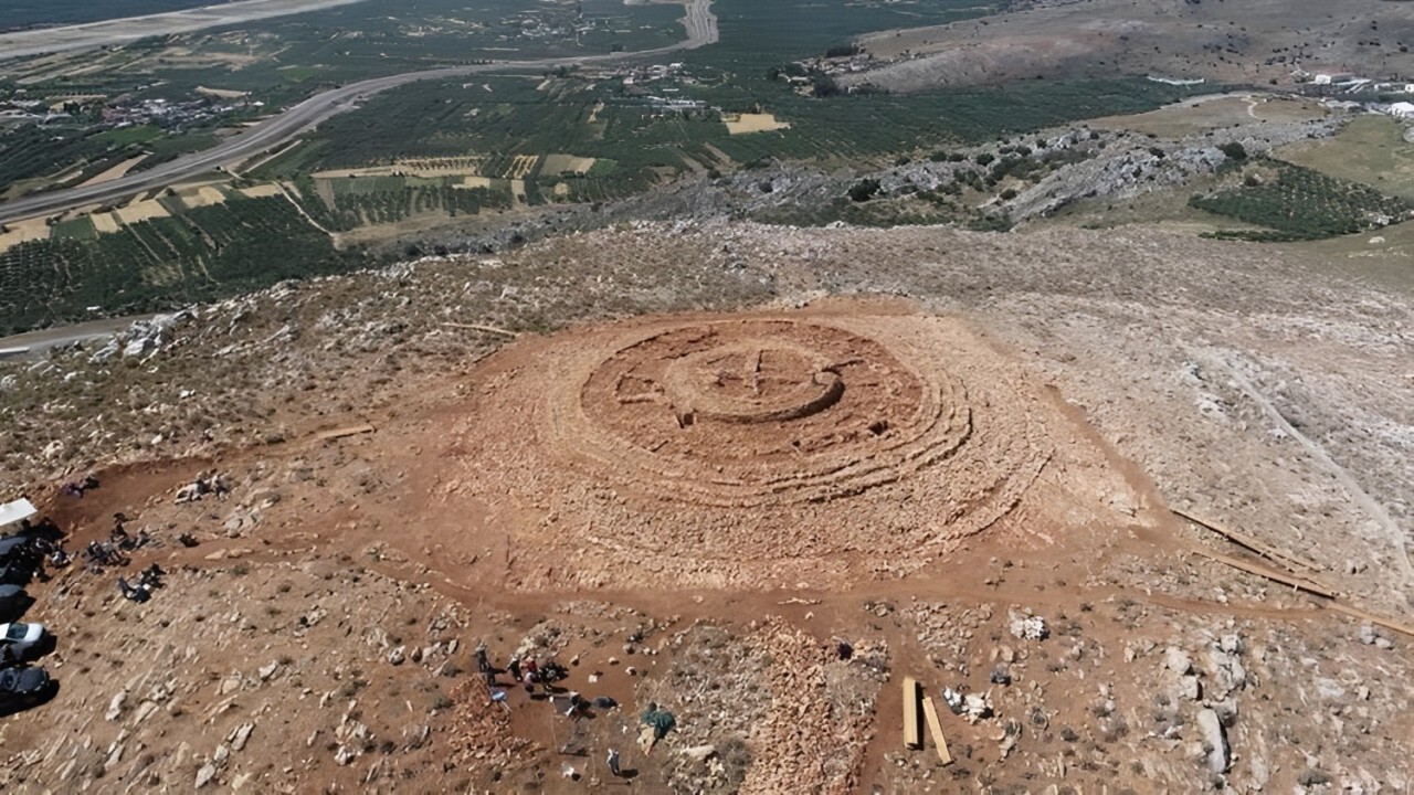 Des archéologues font une découverte exceptionnelle datant de l'âge de bronze en Crète