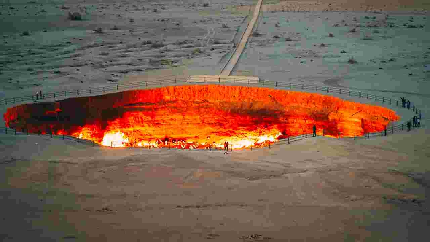 Le Turkménistan veut fermer ses portes de l'Enfer un cratère gazier enflammé depuis 50 ans