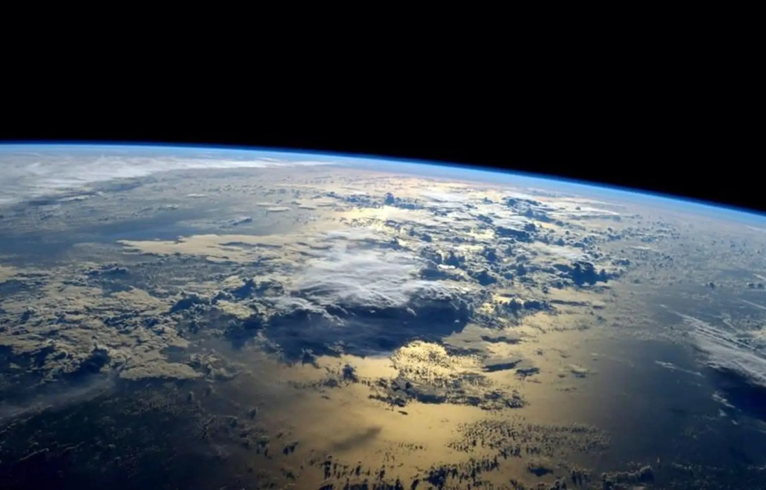 2000002982373