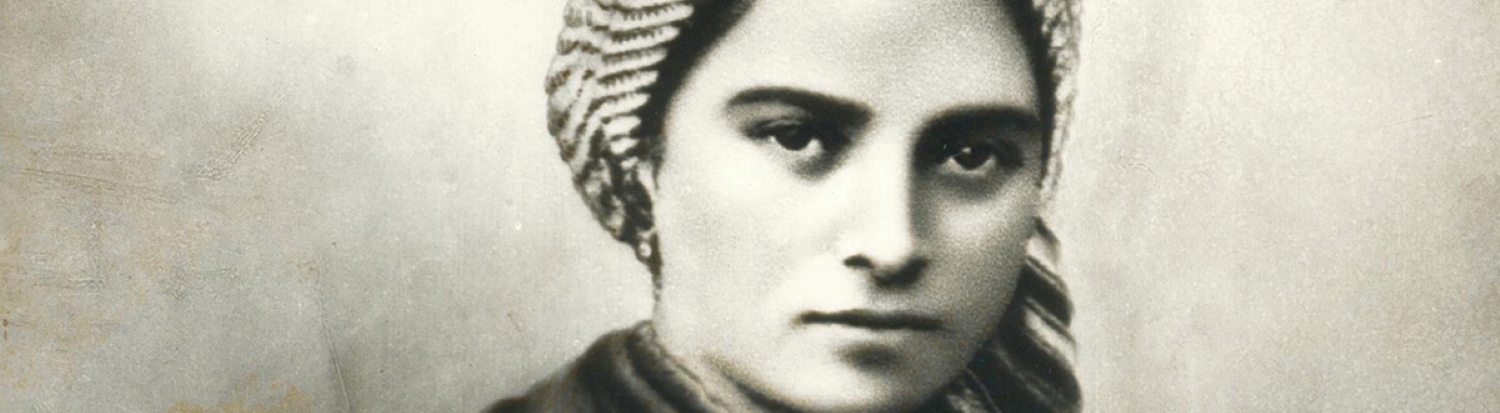 Lourdes : la Vierge Marie lui apparaît 18 fois entre le 11 février et le 16 juillet 1858