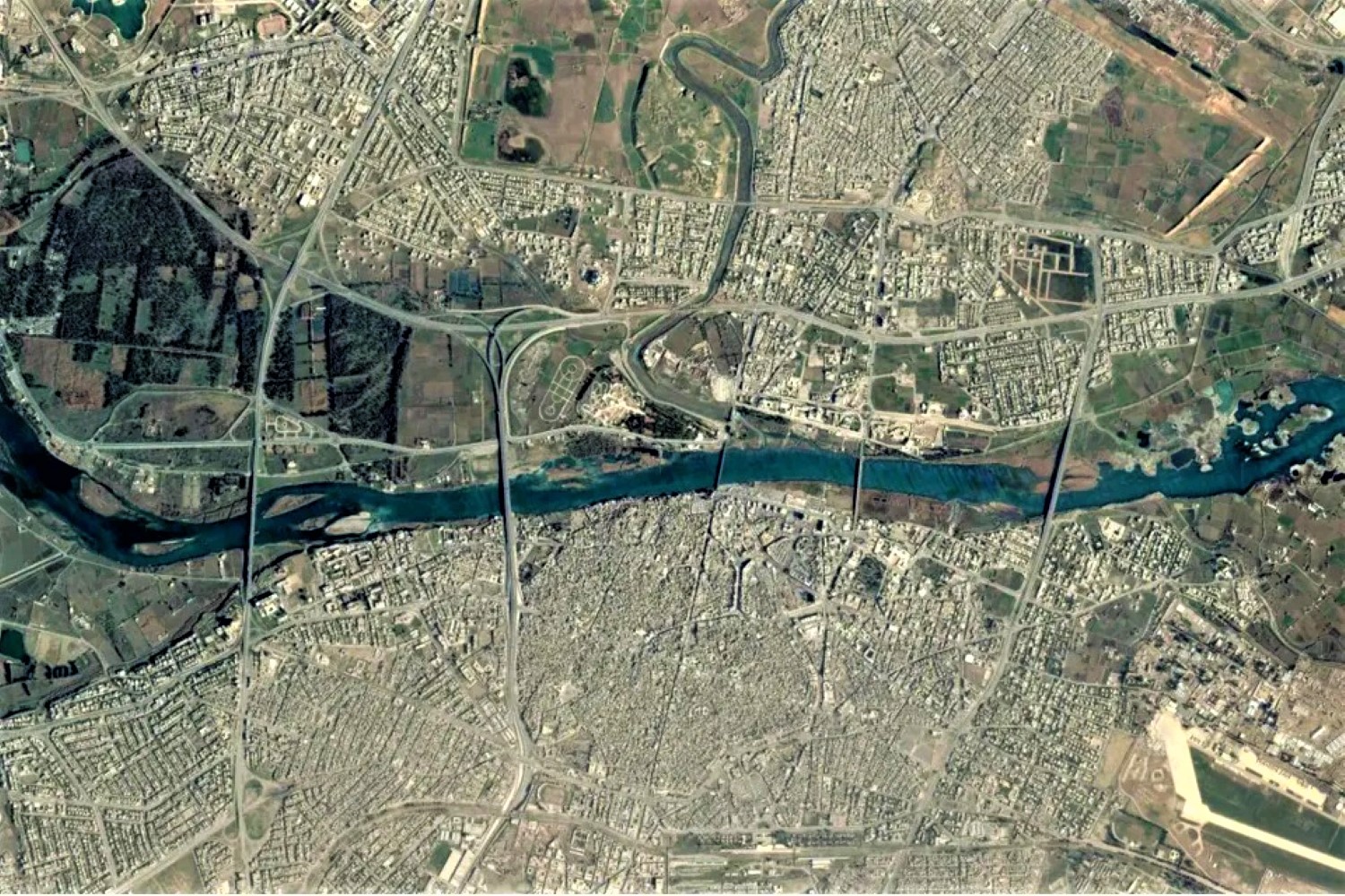 OVNI photographié par un avion espion américain au-dessus de Mossoul