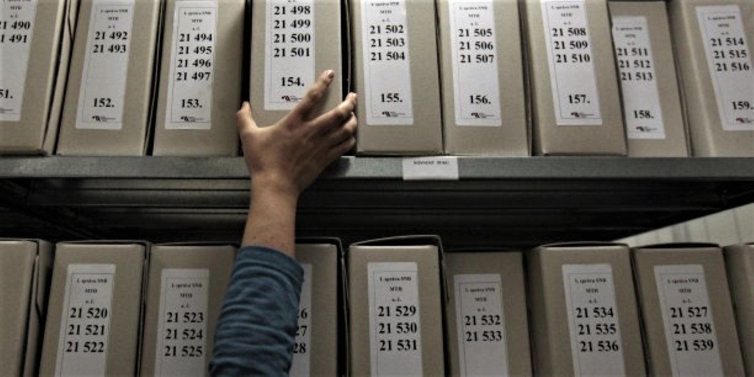 Secret défense : en France 1 personne sur 160 a accès à des documents top secrets