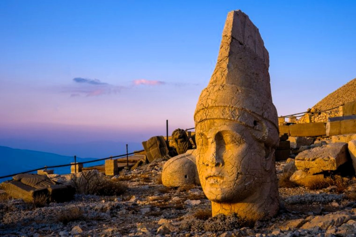 Un pot rempli d’or caché depuis 2 400 ans trouvé par des archéologues