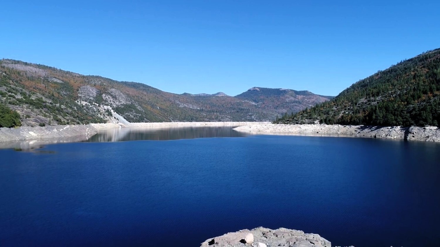 USA : Le randonneur de 70 ans se perd pendant 5 jours il boit l'eau de la rivière pour survivre